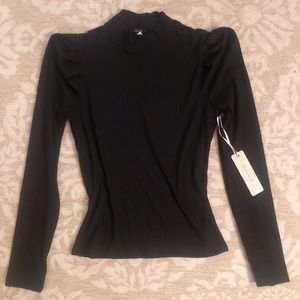 IRIS sweater with puff sleeves! Size: S